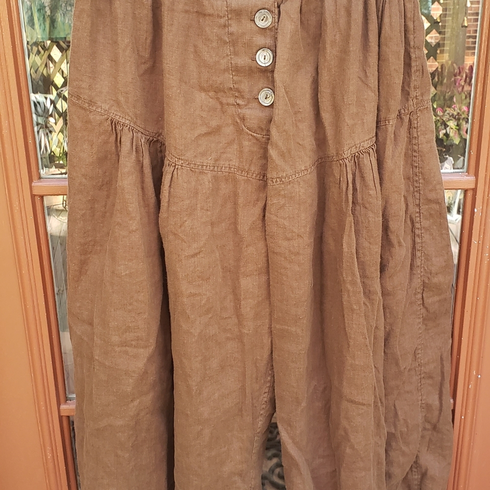 Magnolia Pearl brown linen trousers